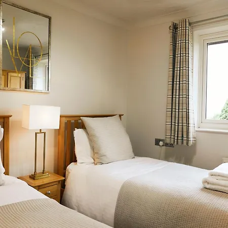 Дом отдыха Holly Edge