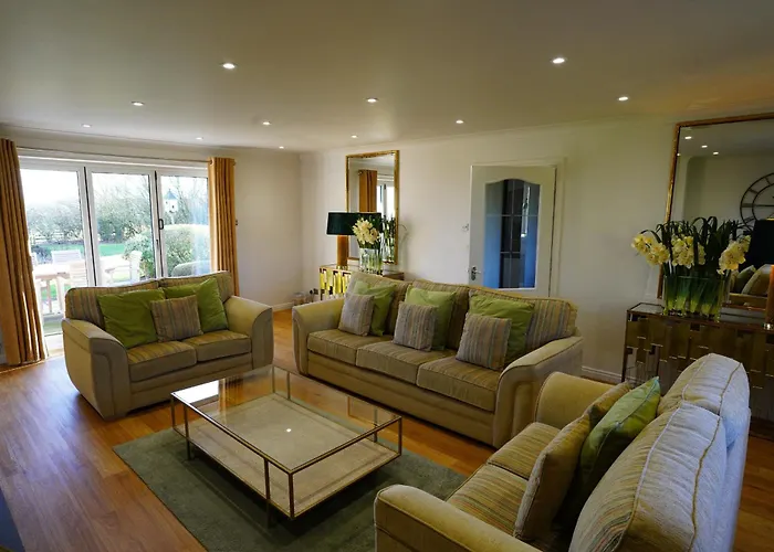 Holly Edge Дом отдыха *